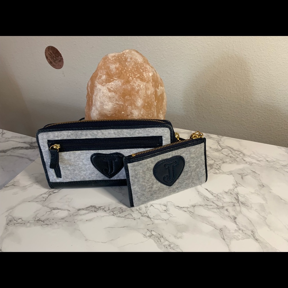 Juicy Couture key card holder and matching wallet - Picture 3 of 5